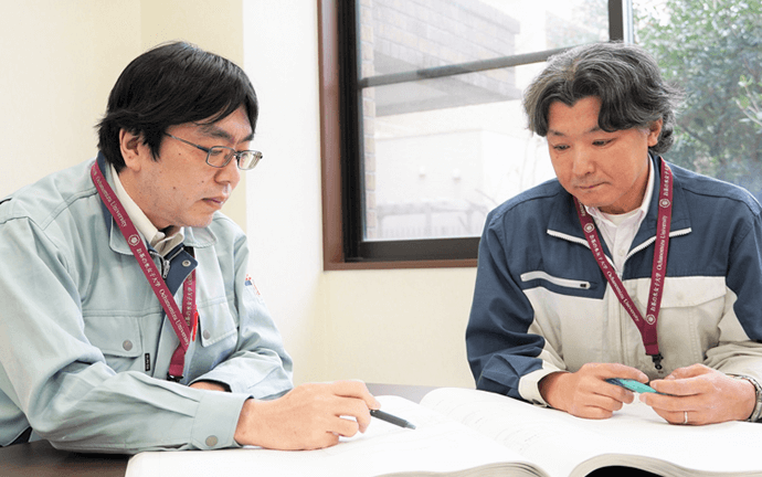 国立大学法人お茶の水女子大学 施設系技術職員(建築担当)の仕事風景